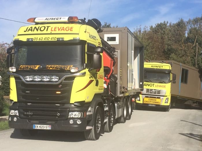 Janot Levage - Camion grue et grue mobile en Occitanie pour location ou  levage